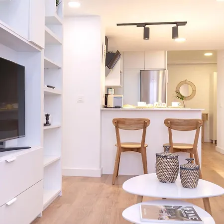Atico Duplex Teatro Cervantes By Rent Me *